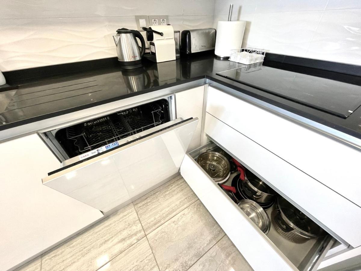 Exclusive Apartments On The First Line Of Benidorm Sol Y Mar Eksteriør billede